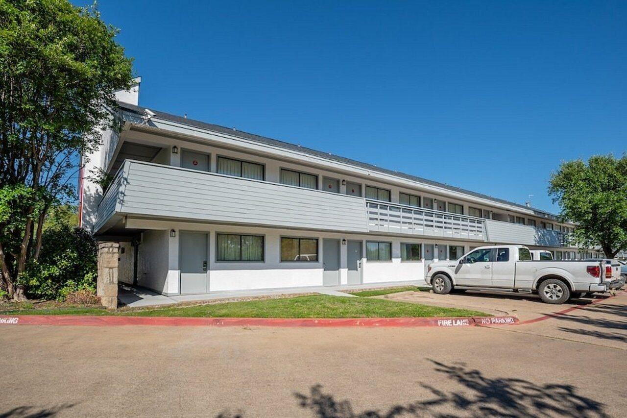 Dallas Love Field Inn Eksteriør billede