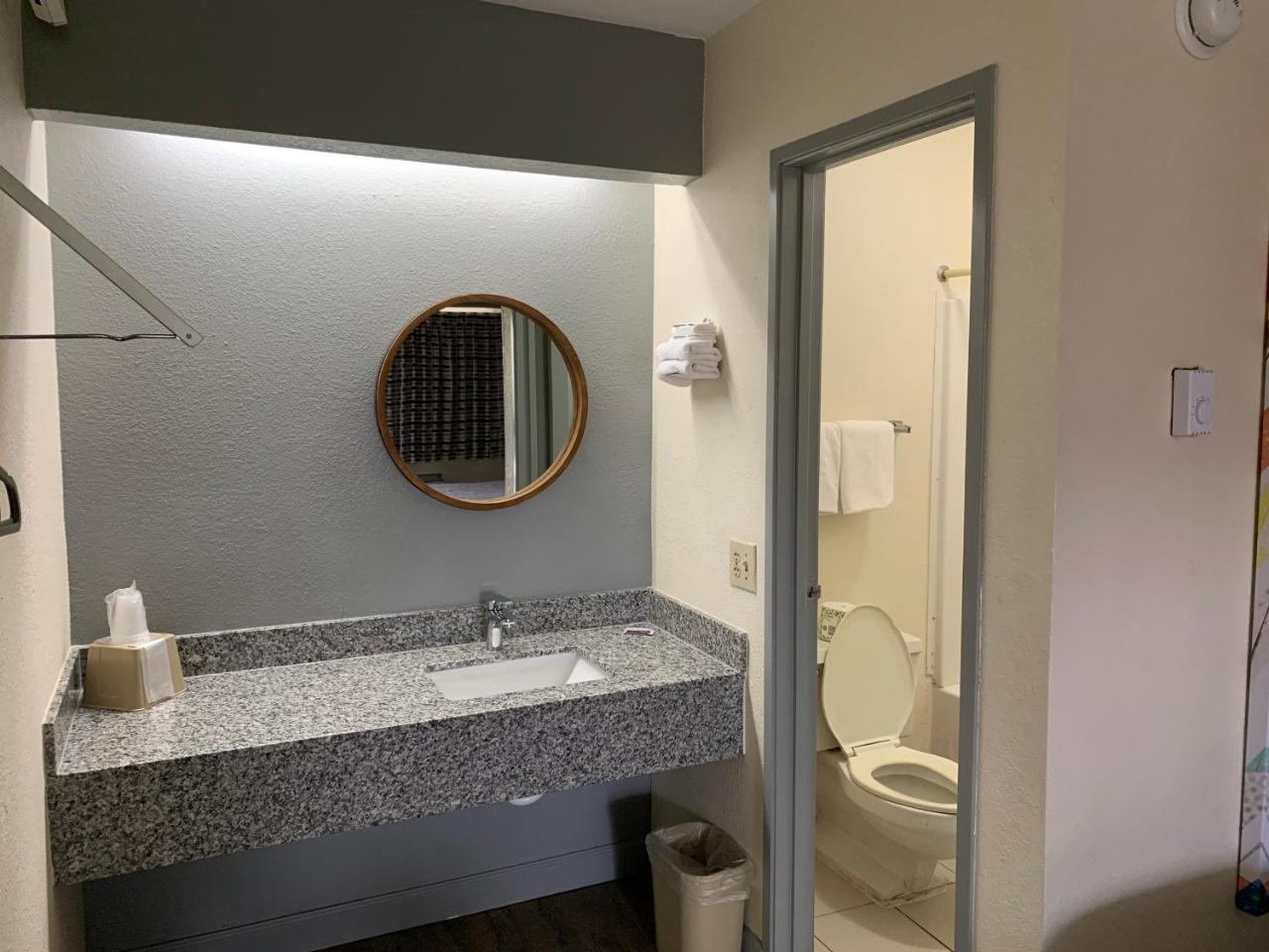 Dallas Love Field Inn Eksteriør billede